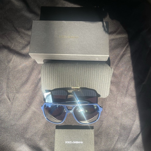 Dolce & Gabbana Gros Grain 60MM Sunglasses blue frame, silver accents. - Picture 10 of 14